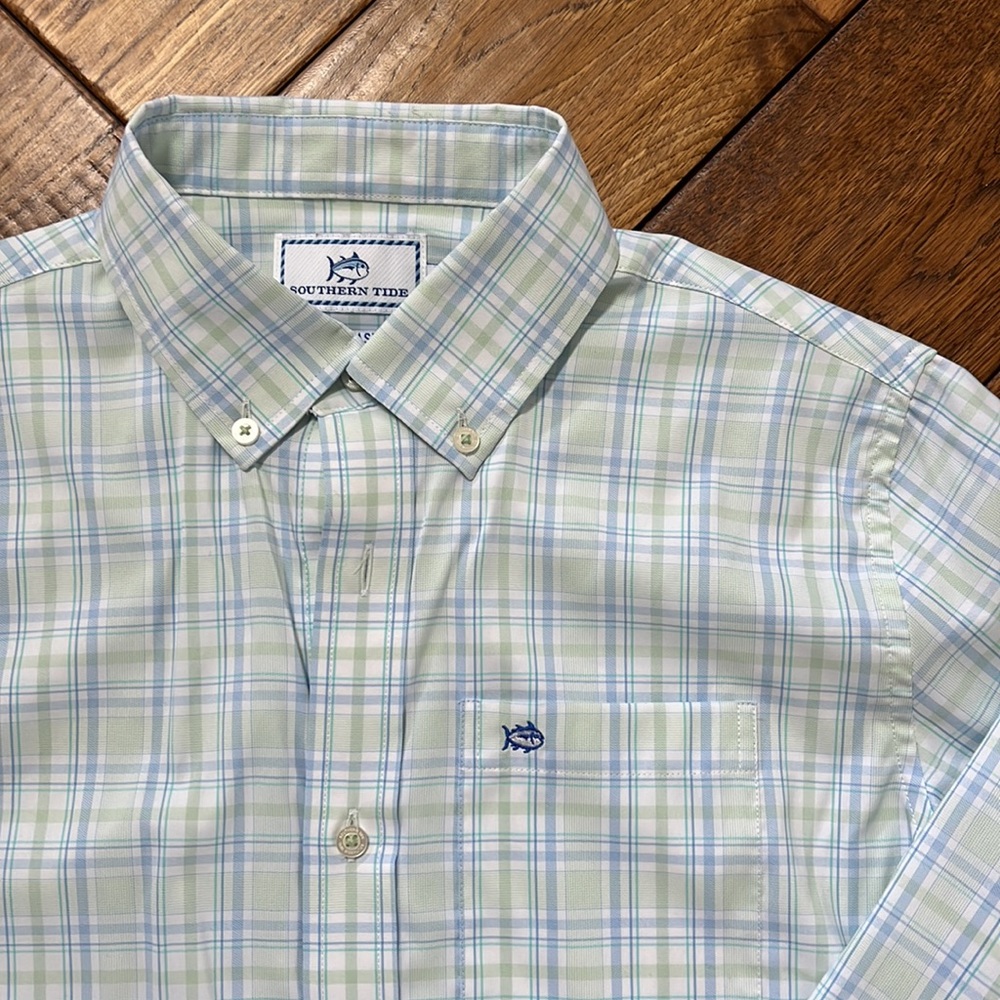 Youth Boys Southern Tide Oxford XL (16) - Picture 3 of 6